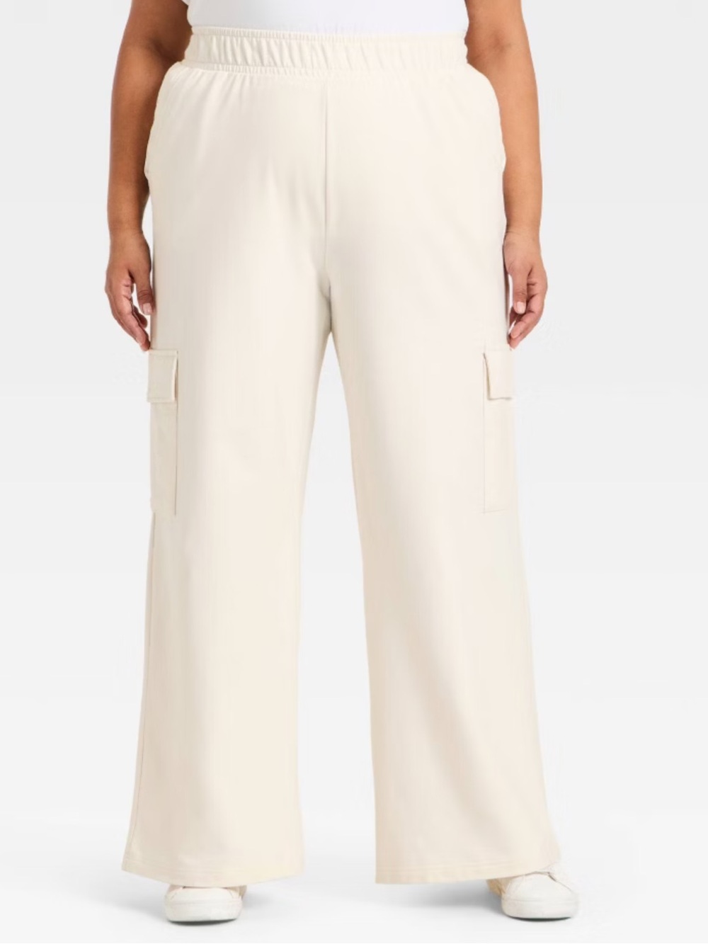 Ava & Viv Wide-Leg Cargo Pants in Cream